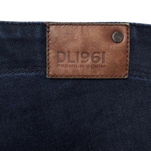 DL1961 Rachel Legging Denim Jeans with Stretch Size 32 Dark Wash - Picture 7 of 12